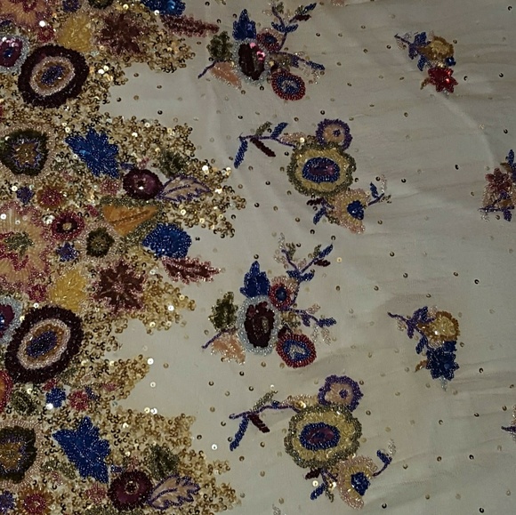 VERY VINTAGE Handmade Beaded Shawl - Picture 2 of 8